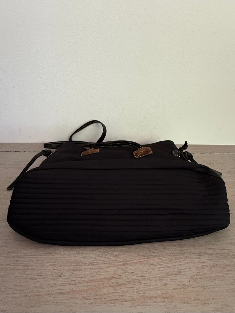 Dooney & Bourke Victoria Black Nylon Shopper Tote Bag Pink Lining Work Satchel